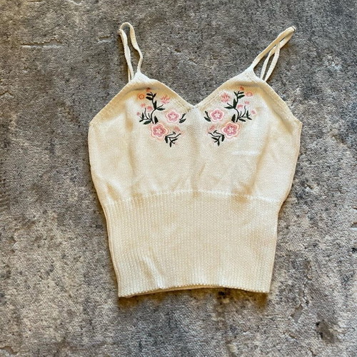 Knitted top like new with flowers, size M