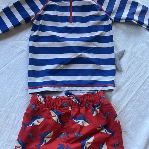 Dunnes Baby Swimwear Set with Top like new, 9-12 months