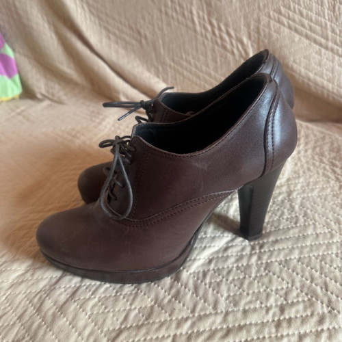 Women's heeled shoes like new, size 37, brown