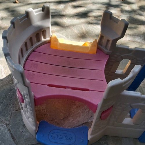Castle with slide Little Tikes used