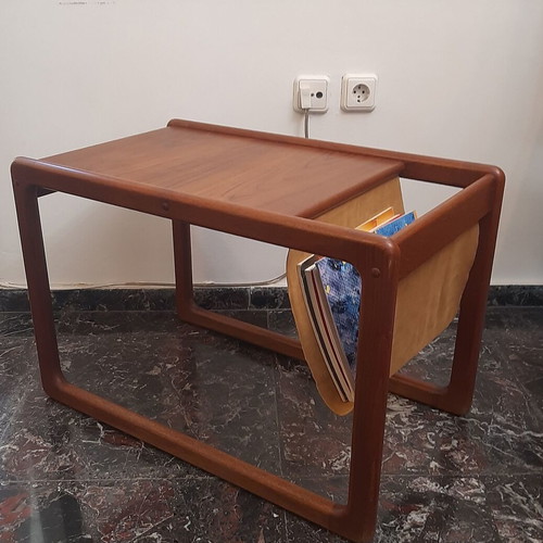 Danish Modern 1960s Coffee Table Kai Kristiansen Design used with Leather Magazine Holder