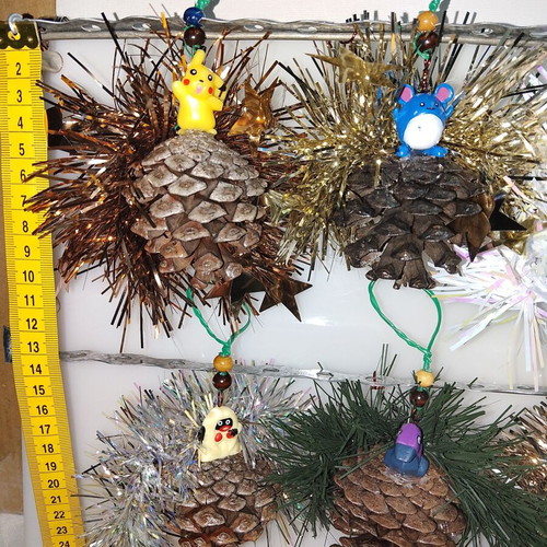 Christmas pinecone ornaments new, set of 12