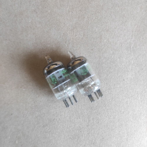 GE JAN 5725W Vacuum Tubes Pair like new, made in USA