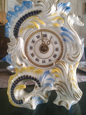 Настолен часовник Capo di Monte употребяван, 27x20 см, италиански порцелан