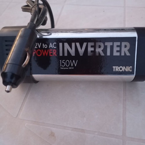 Power inverter car converter like new