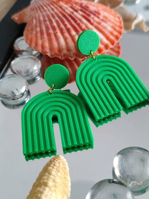 Green hanging earrings new, stud type