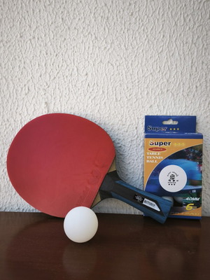 Ping Pong Butterfly Advance racket with 6 Super Advance 40mm balls like new