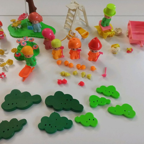 Pin Pon by Lyra used assorted pieces