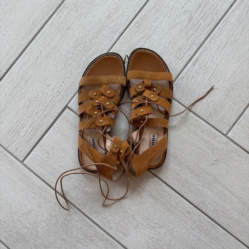 Gladiator Dune sandals size 38 like new, brown suede