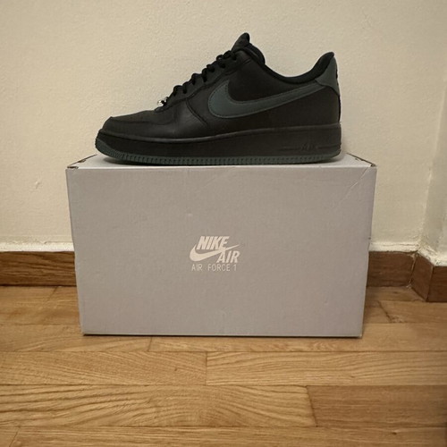Nike Air Force 1 men's sneakers black size 42.5