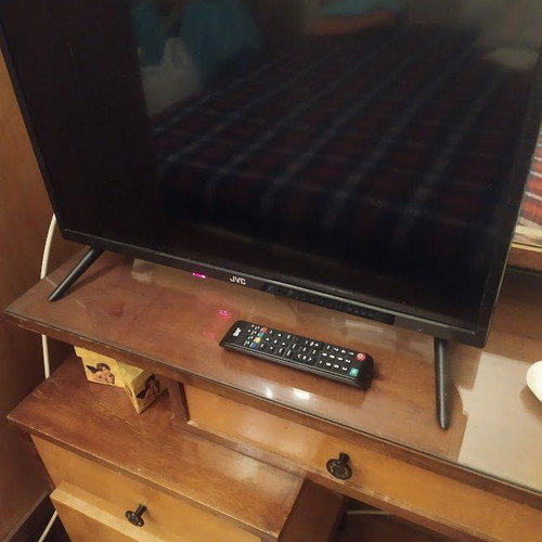 JVC LT-24K110 24" LED HD TV