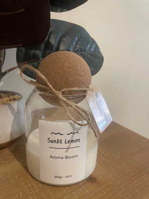 Γυάλινο candle με καπάκι φελλού 300gr Sunlit Lemon καινούργιο