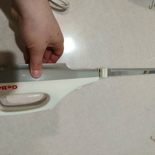 Electric knife GeBe new in excellent condition