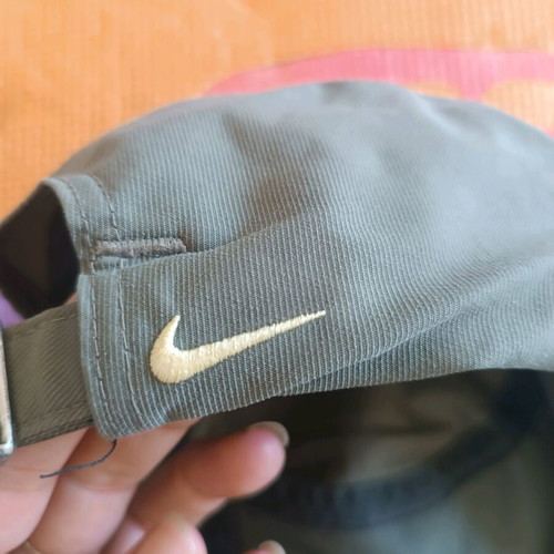 Nike hat khaki like new, size L