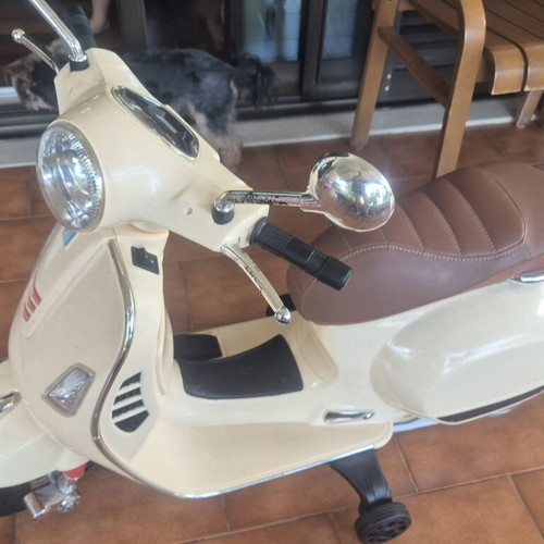 Vespa electric for kids like new