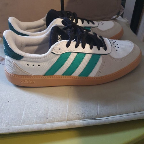 Adidas Breaknet Sleek athletic shoes new, size 39, white and green