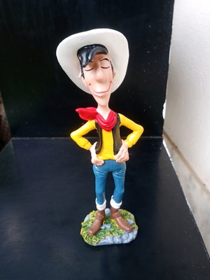 Lucky Luke figure used 18cm