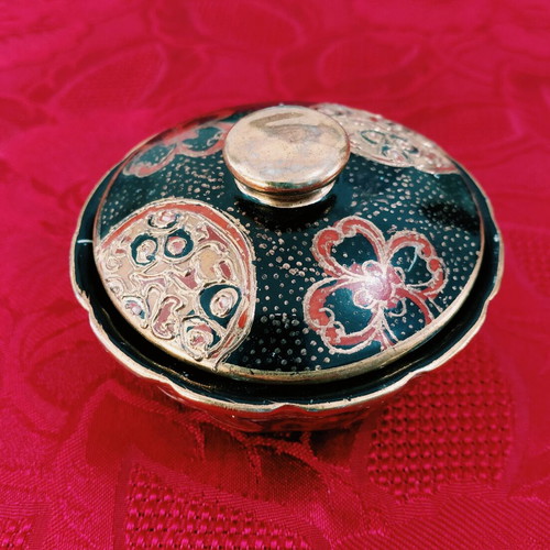 Vintage small Satsuma-style fondue pot