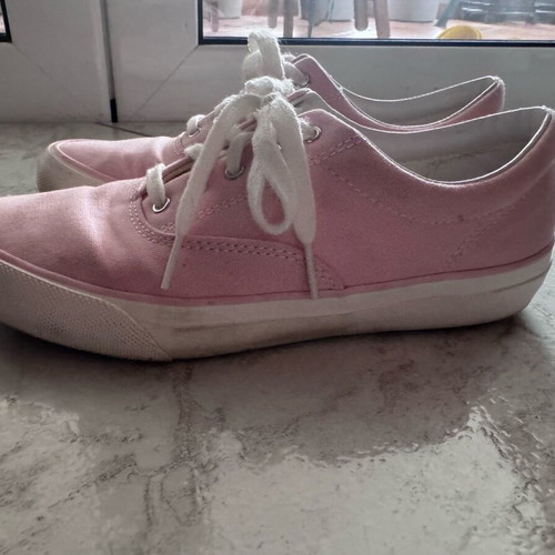 Keds canvas shoes pink like new, athletic size 38