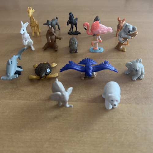 Kinder Surprise Natoons animals used
