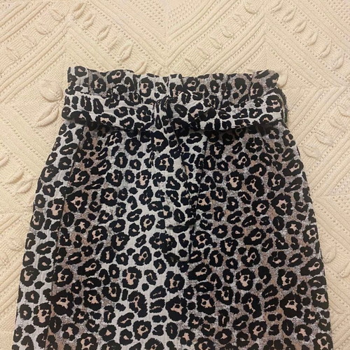 Mango high-waisted animal print leopard skirt like new, size M