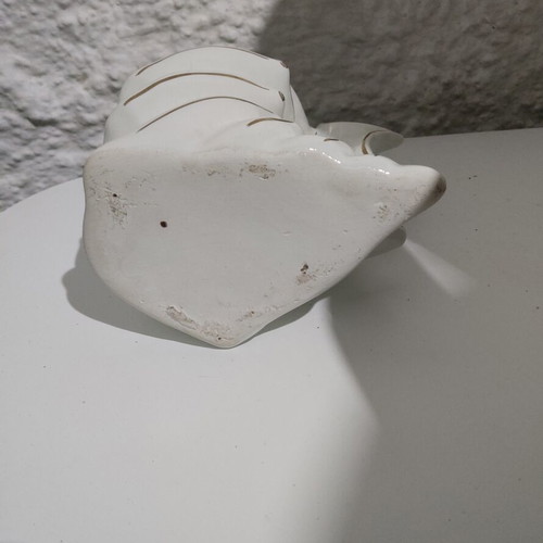 Porcelain shell vase with gold details, vintage mid-century