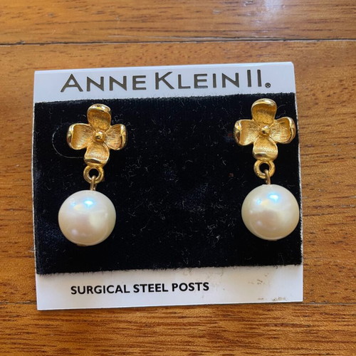 Anne Klein earrings new, white and gold