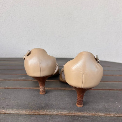 Petridis leather summer pumps used, size 40, beige