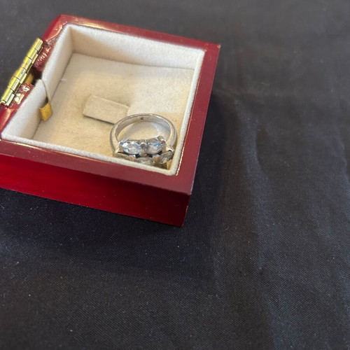 Vintage silver ring like new