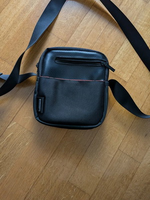 Delsey shoulder bag like new, black