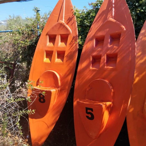 Canoe like new, orange, ideal for water activities