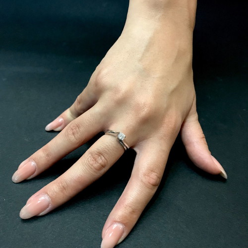 Diamond solitaire ring 18k white gold with 0.34ct brilliant