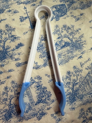 Dr. Brown's sterilizing tongs like new