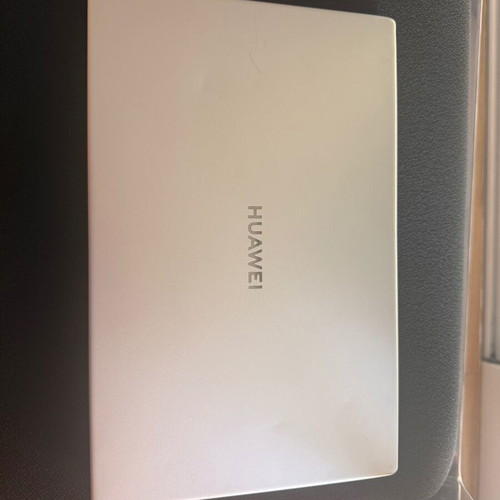 Huawei Matebook D15 2020 laptop like new, AMD Ryzen, 8GB RAM, 256GB SSD