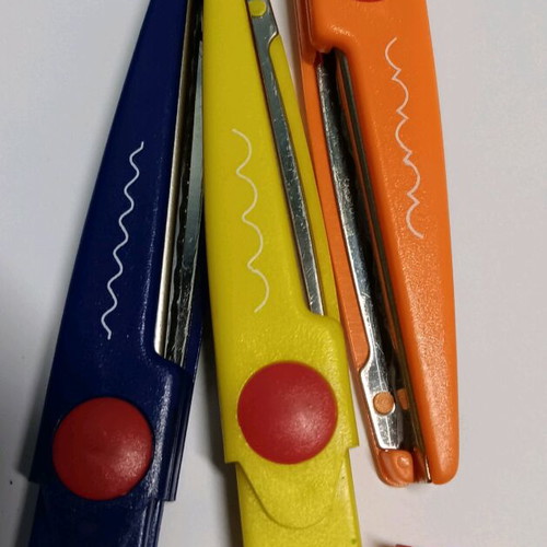 Craft scissors like new with 2 replacement blades