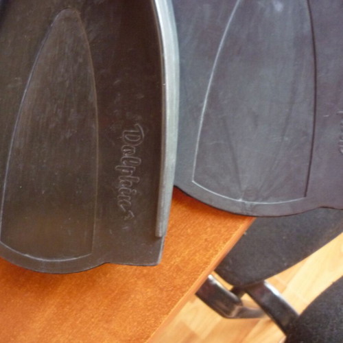 Dolphin Unisex Swim Fins Size 38 Used, Good Condition