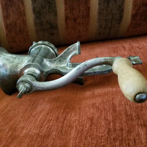 Standard-Werk hand meat grinder used