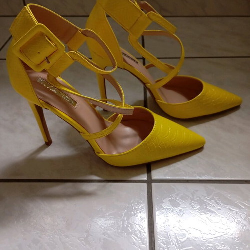 Yellow heels new, size 39, 10cm heel height