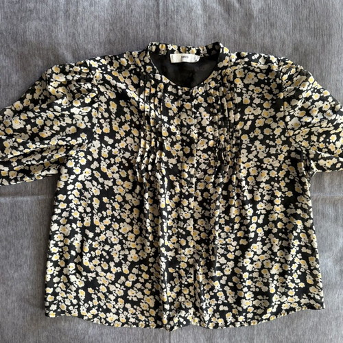 Mango floral shirt like new, size M