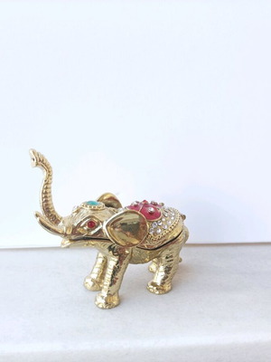 Decorative metal elephant figurine like new