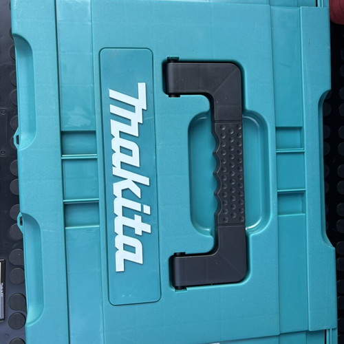 Makita brushless tool set with 4 tools and 3 batteries