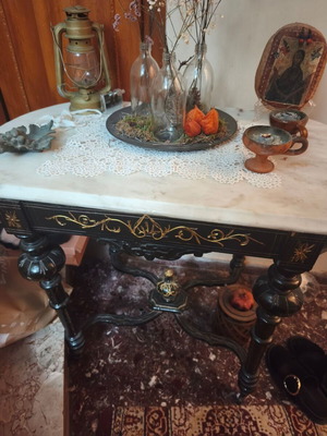 Marble table like new