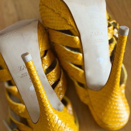 Zara yellow high-heeled sandals new, size 37
