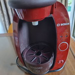 Tassimo coffee machine like new with capsules