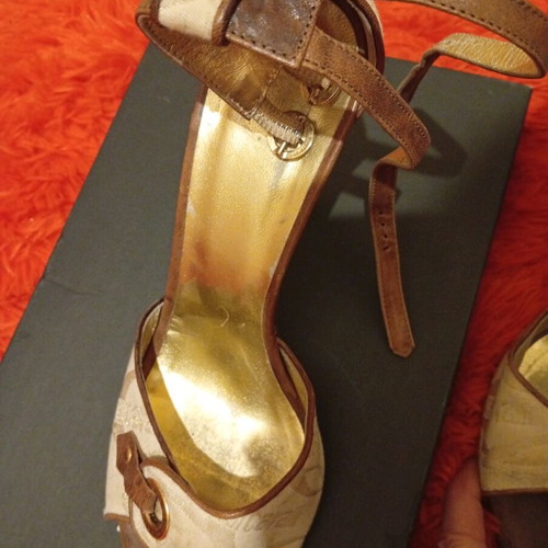 Just Cavalli pumps like new, beige, size 40