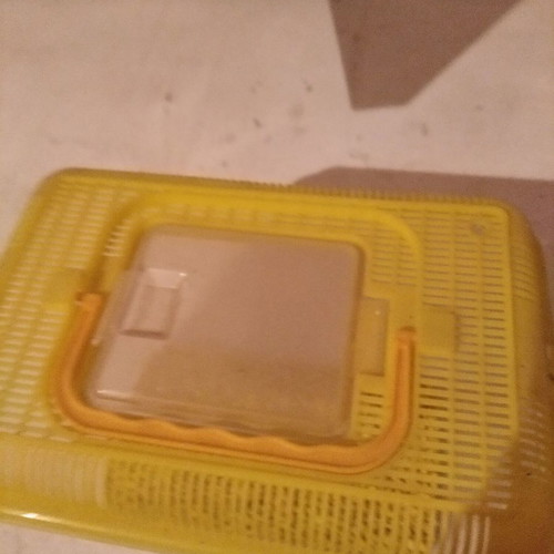 Aquarium used portable case with bottom stones