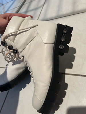Booties white size 40 like new
