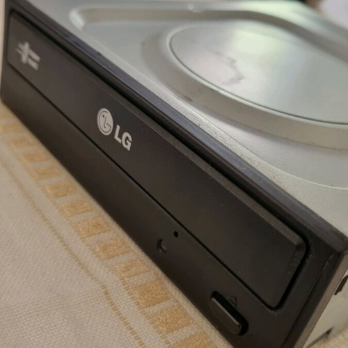 LG DVD/CD Recorder 22X