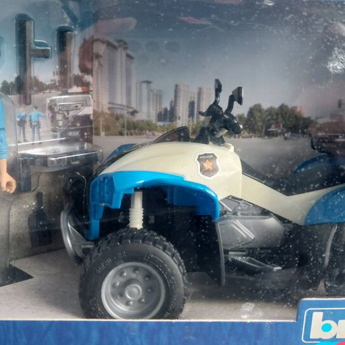 Bruder police atv bike new with rider and accessories