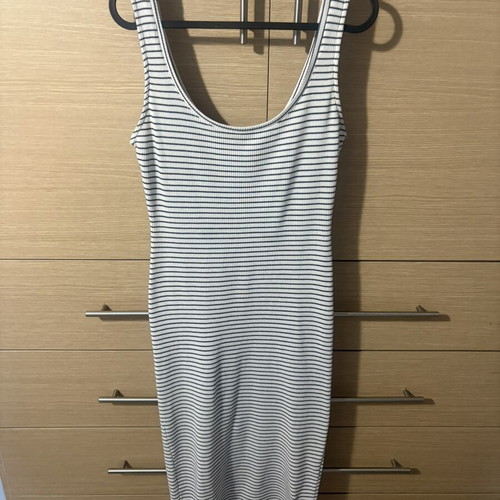 Bershka striped dress medium like new, black and white